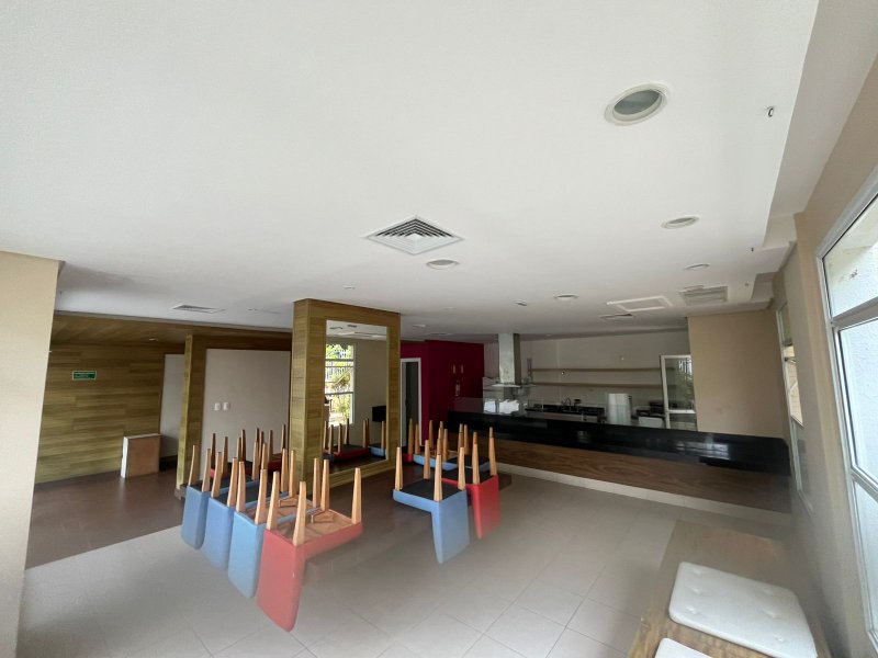 APARTAMENTO NASCENTE 3 QUARTOS SUÍTE VARANDA PISCINA 2 GARAGENS À VENDA EM PATAMARES! Avenida Alphaville Salvador - 