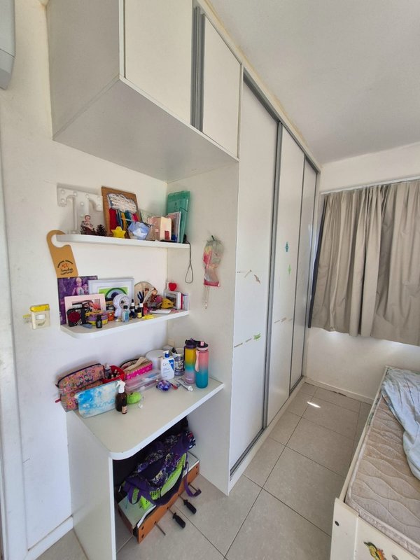 CASA DUPLEX EM CONDOMÍNIO 4 QUARTOS 2 SUITES PISCINA GARAGEM À VENDA EM LAURO DE FREITAS! Rua Cação Lauro de Freitas - 