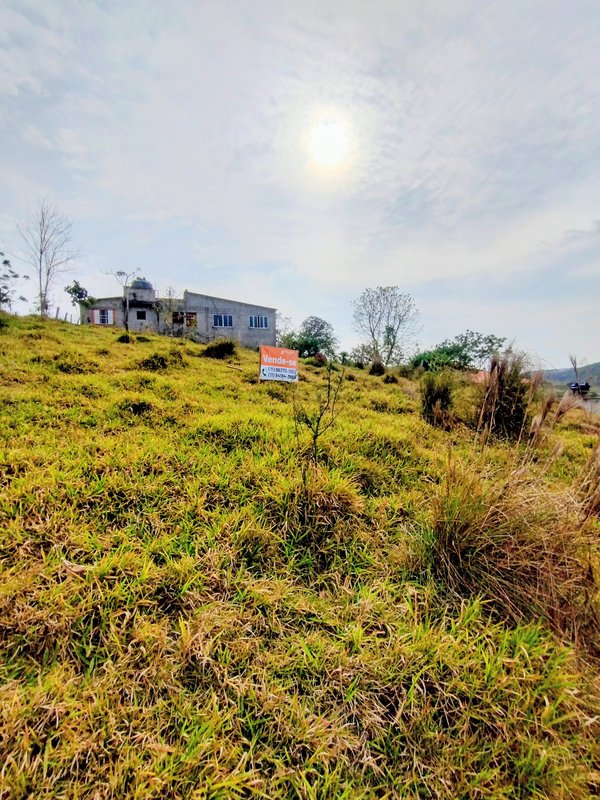Terreno à venda no Bairro Alto  Igaratá - 