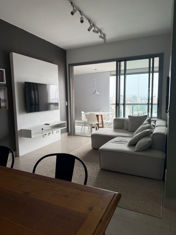 ALUGA-SE APARTAMENTO MOBILIADO LINDO – 78M2 – EXCELENTE LOCALIZAÇÃO! Rua Henri Dunant São Paulo - 