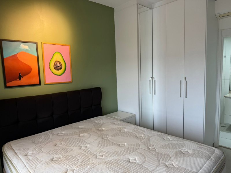 ALUGA-SE APARTAMENTO MOBILIADO LINDO – 78M2 – EXCELENTE LOCALIZAÇÃO! Rua Henri Dunant São Paulo - 