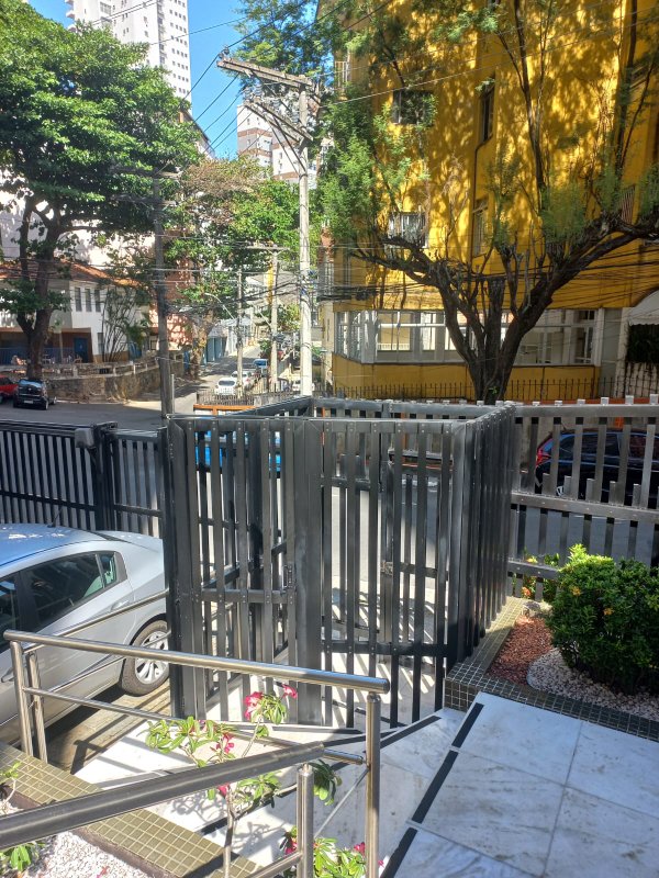APARTAMENTO 3 QUARTOS 2 SUÍTES NASCENTE DEPENDÊNCIA GARAGEM ELEVADOR PORTARIA 24h NA BARRA Rua Oscar Carrascosa Salvador - 