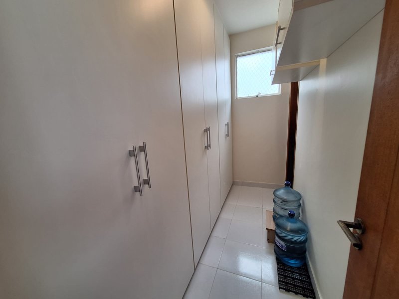 APARTAMENTO 3 QUARTOS 2 SUÍTES NASCENTE DEPENDÊNCIA GARAGEM ELEVADOR PORTARIA 24h NA BARRA Rua Oscar Carrascosa Salvador - 