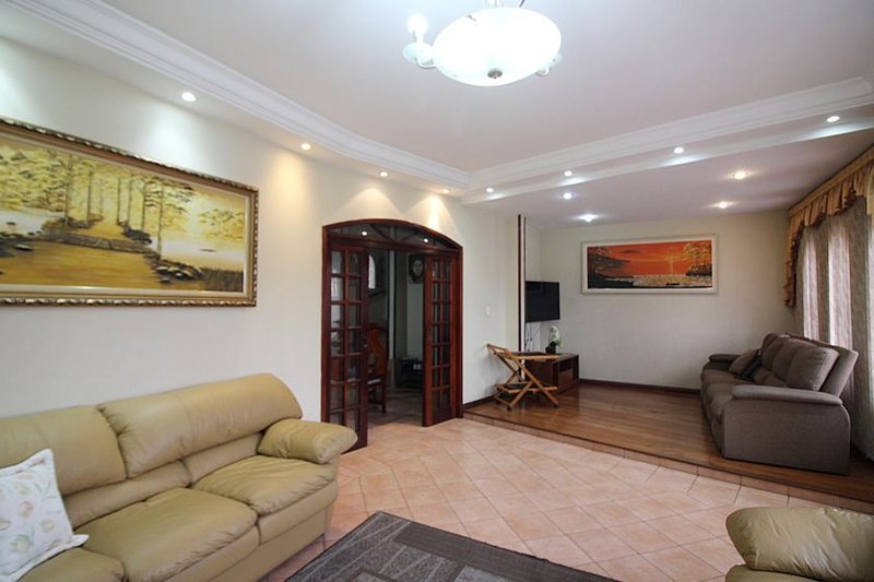 Casa espaçosa à venda – Nova Petrópolis | São Bernardo do Campo/SP Rua Virgílio Miraglia São Bernardo do Campo - 