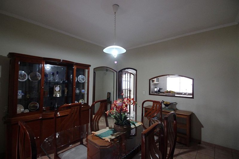 Casa espaçosa à venda – Nova Petrópolis | São Bernardo do Campo/SP Rua Virgílio Miraglia São Bernardo do Campo - 