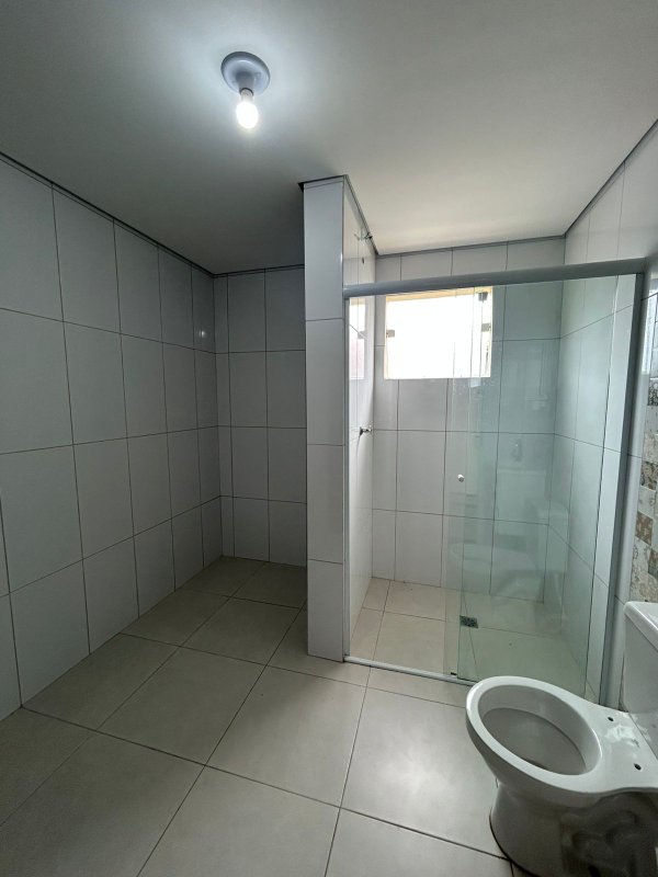 🏡 Sobrado espaçoso e bem localizado — 3 dormitórios, área generosa e 4 vagas de garagem!  Caraguatatuba - 