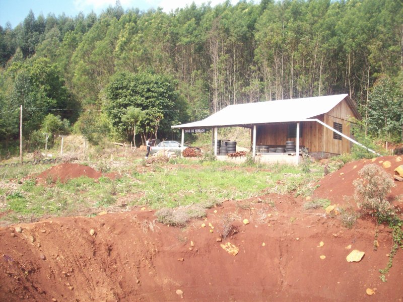 ✔️ Bel&iacute;ssimo S&iacute;tio em Presidente Lucena  Presidente Lucena - 