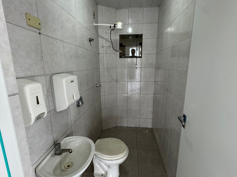 Sala Comercial no Bairro Quintino Rua Indaial Timbó - 