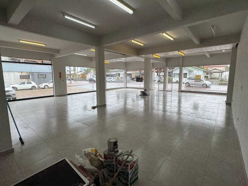 Sala Comercial no Bairro Quintino Rua Indaial Timbó - 