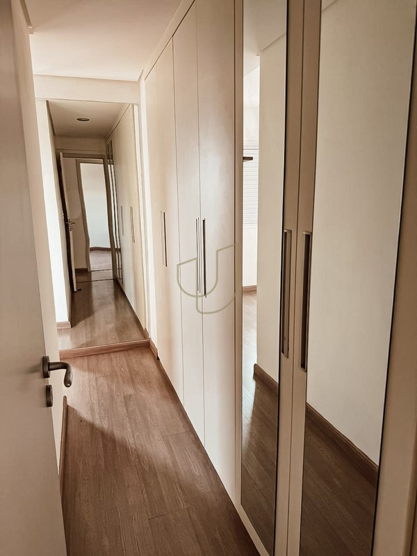Apartamento com 3 Dormitórios no Condomínio Residencial Edifício Landscape Rua Benedito Osvaldo Lecques São José dos Campos - 