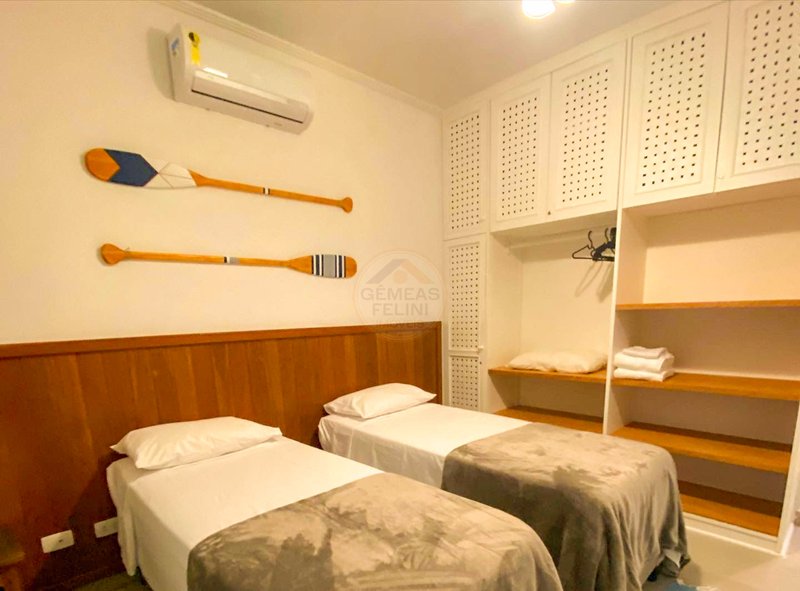 Casa em Condomínio na Praia de Juquehy - À VENDA  São Sebastião - 