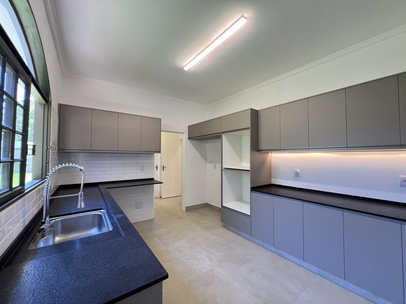 Casa Térrea à Venda Condominio Veneza, 700m², 4 Suítes, Ribeirão Preto/SP Rua Jornalista Rubens Volpe Filho Ribeirão Preto - 