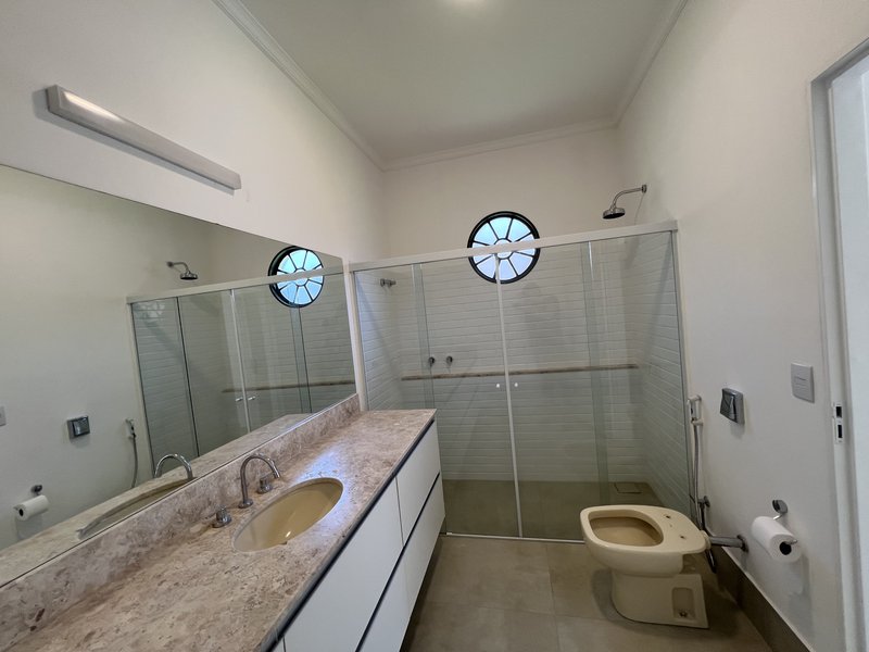 Casa Térrea à Venda Condominio Veneza, 700m², 4 Suítes, Ribeirão Preto/SP Rua Jornalista Rubens Volpe Filho Ribeirão Preto - 