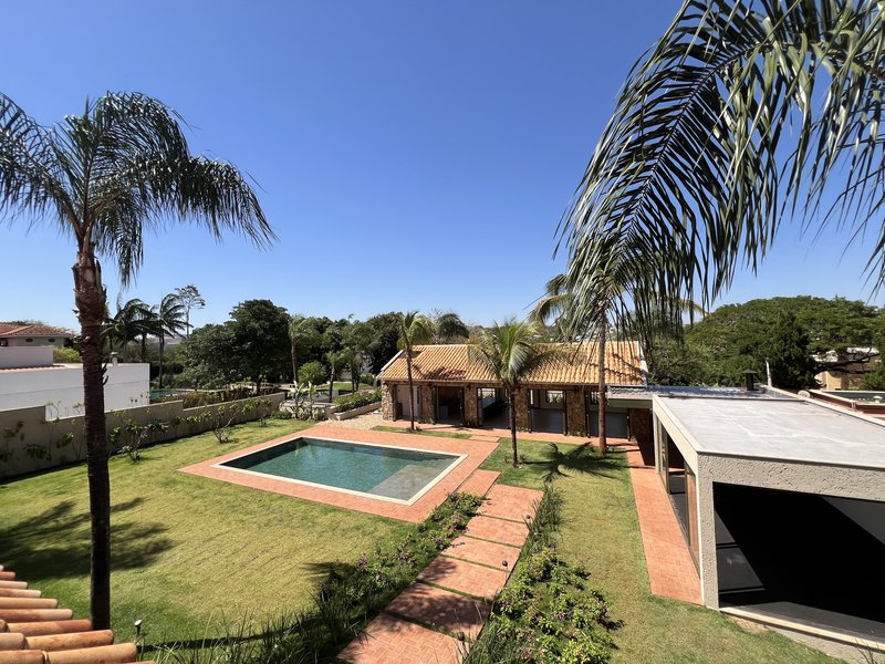 Casa Térrea à Venda Condominio Veneza, 700m², 4 Suítes, Ribeirão Preto/SP Rua Jornalista Rubens Volpe Filho Ribeirão Preto - 