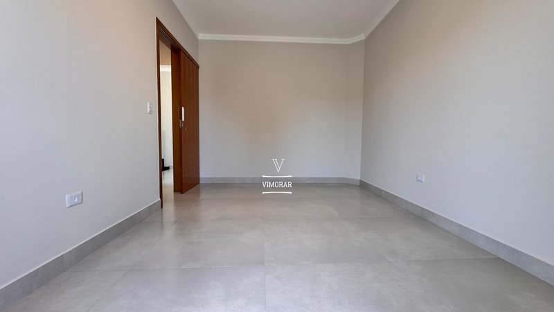 Sobrado 3 dormitórios sendo 1 suíte + área gourmet com churrasqueira  Guarulhos - 