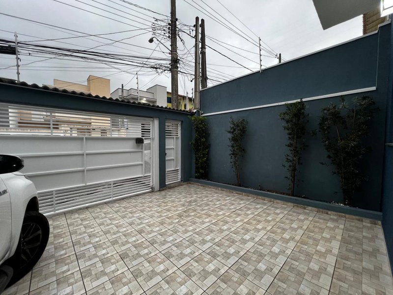 Sobrado 3 Dormitórios, Spa e Área Gourmet no Jardim Nathalie  Mogi das Cruzes - 