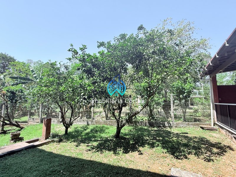 Vendendo casa duplex em condomínio com fazenda solar  e com acesso ao rio Estrada do Limoeiro Guapimirim - 