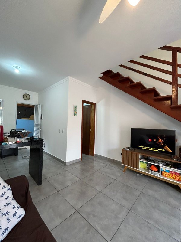🏡 Sobrado em Condomínio – Conforto e Segurança em Caraguatatuba!  Caraguatatuba - 
