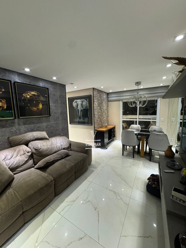 Apartamento 2 dormitórios sendo 1 suíte + 1 vaga de garagem  Guarulhos - 