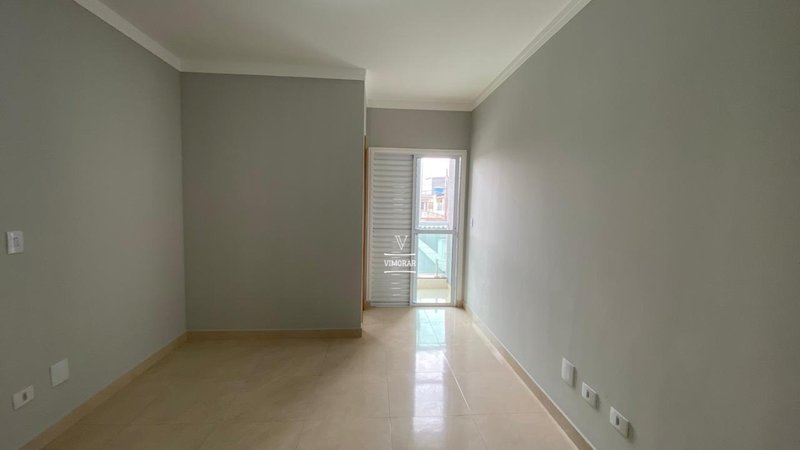 Sobrado 2 suítes + 2 vagas de garagem  Itaquaquecetuba - 