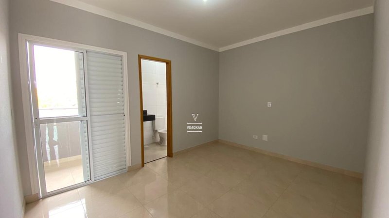 Sobrado 2 suítes + 1 vaga de garagem  Itaquaquecetuba - 