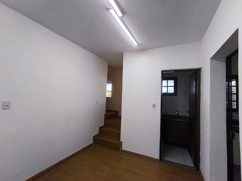 Sobrado com 2 Suítes e Estilo Casa de Campo na Vila Jundiaí  Mogi das Cruzes - 