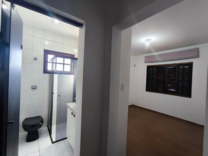 Sobrado com 2 Suítes e Estilo Casa de Campo na Vila Jundiaí  Mogi das Cruzes - 