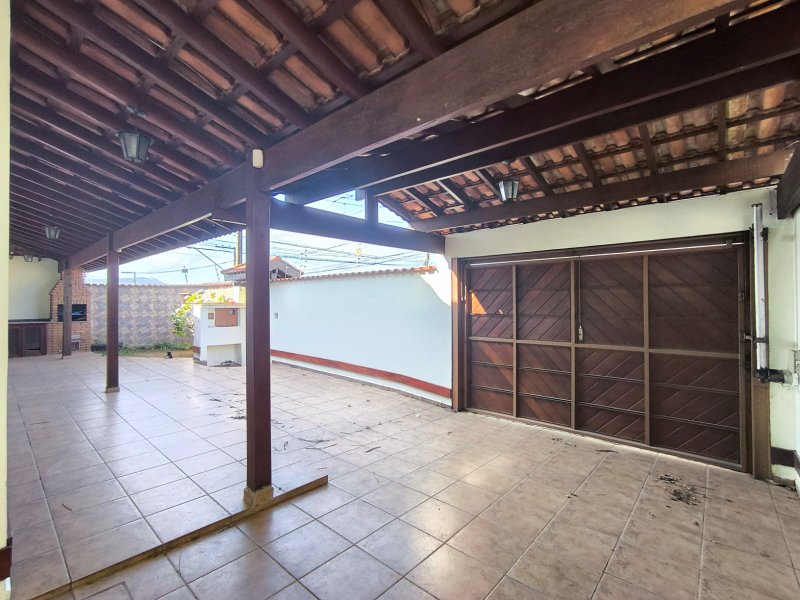 Sobrado com 2 Suítes e Estilo Casa de Campo na Vila Jundiaí  Mogi das Cruzes - 