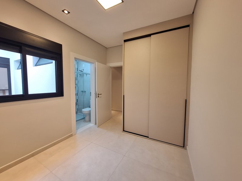 Casa à venda térrea, 178m, 3 Suítes - R$ 1.900.000 - Lago da Boa Vista - Sorocaba - SP Avenida Três de Março Sorocaba - 