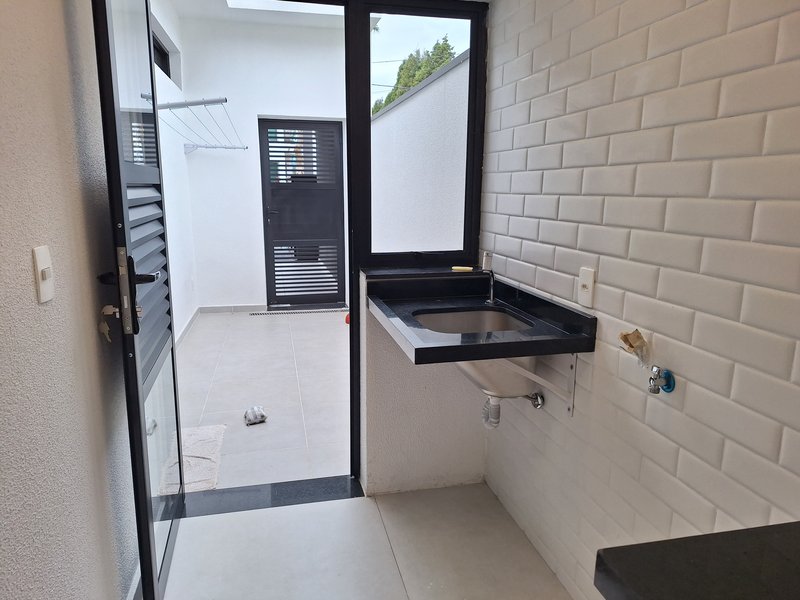 Casa à venda térrea, 178m, 3 Suítes - R$ 1.900.000 - Lago da Boa Vista - Sorocaba - SP Avenida Três de Março Sorocaba - 
