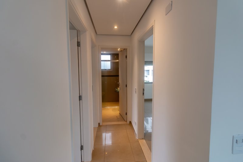 ALUGO LINDO APARTAMENTO - 115M2 - EXCELENTE LOCALIZAÇÃO Rua Pais de Araújo São Paulo - 