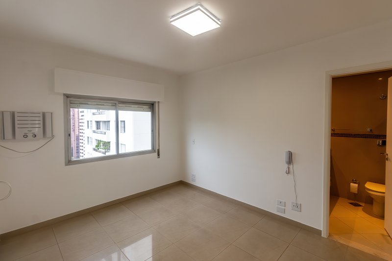 ALUGO LINDO APARTAMENTO - 115M2 - EXCELENTE LOCALIZAÇÃO Rua Pais de Araújo São Paulo - 
