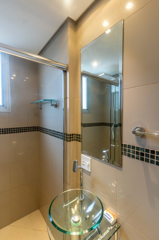 ALUGO LINDO APARTAMENTO - 115M2 - EXCELENTE LOCALIZAÇÃO Rua Pais de Araújo São Paulo - 