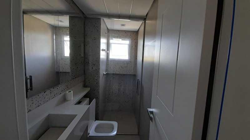 Apartamento frente ao Mar no Ocean Beach -   Praia das Astúrias - Guarujá  Guarujá - 