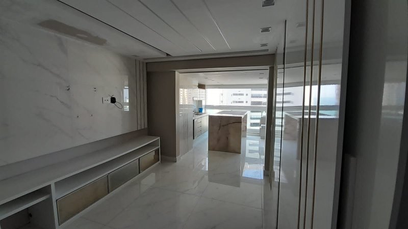 Apartamento frente ao Mar no Ocean Beach -   Praia das Astúrias - Guarujá  Guarujá - 