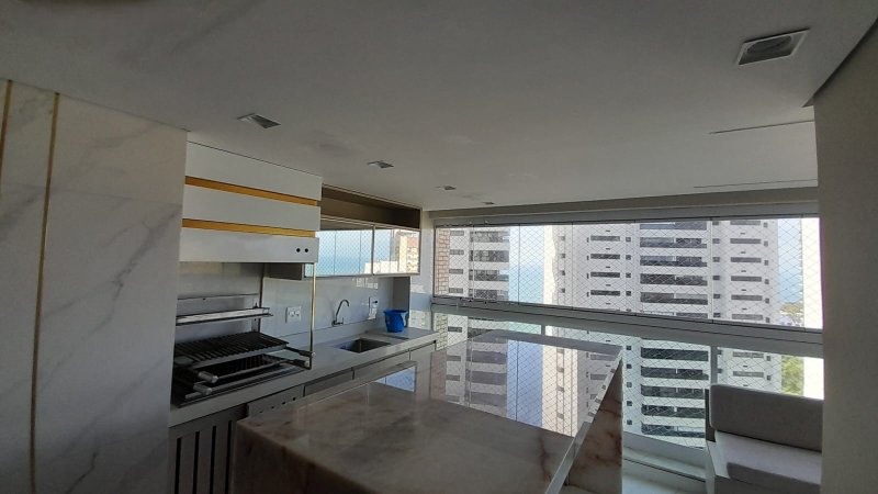Apartamento frente ao Mar no Ocean Beach -   Praia das Astúrias - Guarujá  Guarujá - 