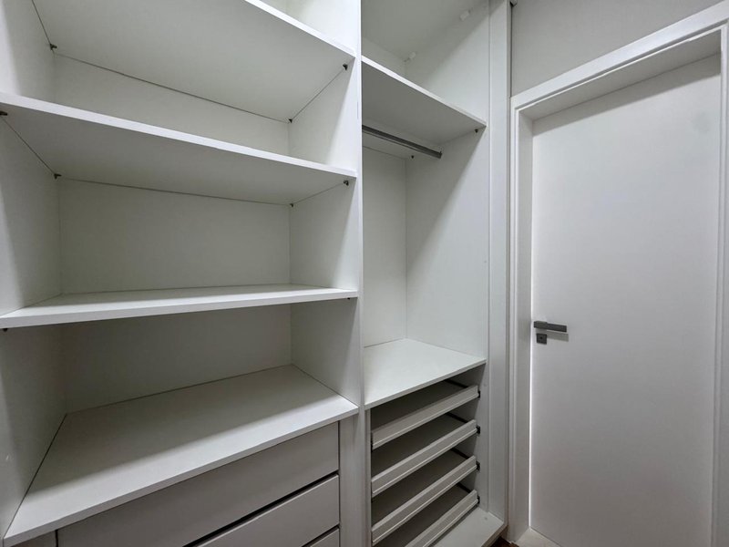 Casa Mobiliada à Venda no Swiss Park – Modernidade, Conforto e Sofisticação Rodovia Anhangüera Campinas - 