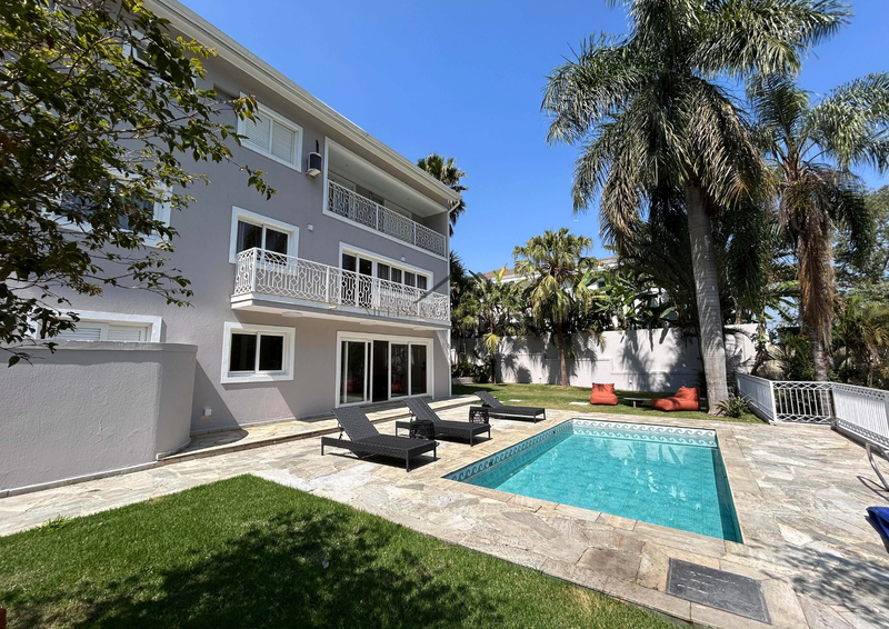 Tambor&eacute; 1 - Casa Alto Padr&atilde;o Avenida Honório Alvares Penteado Santana de Parnaíba - 