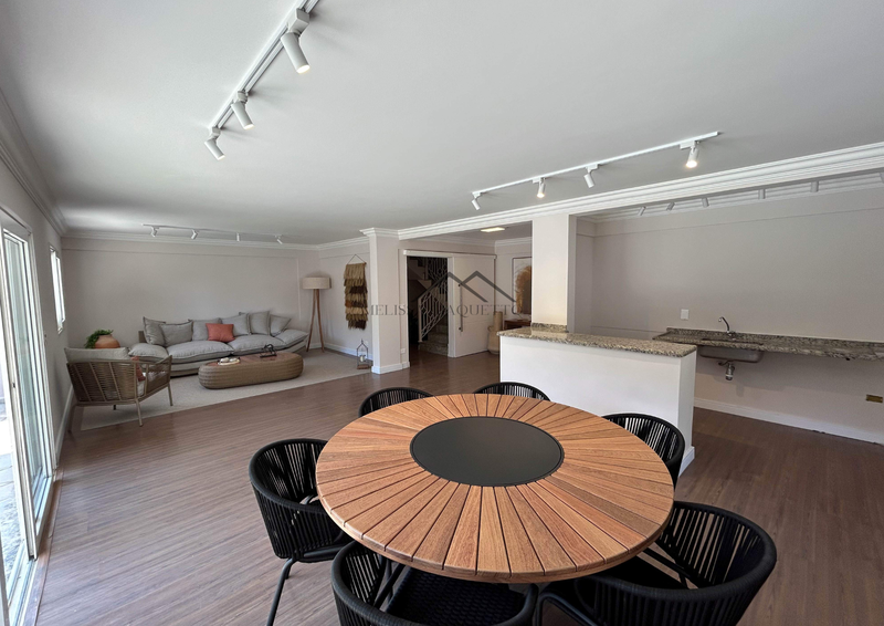 Tambor&eacute; 1 - Casa Alto Padr&atilde;o Avenida Honório Alvares Penteado Santana de Parnaíba - 