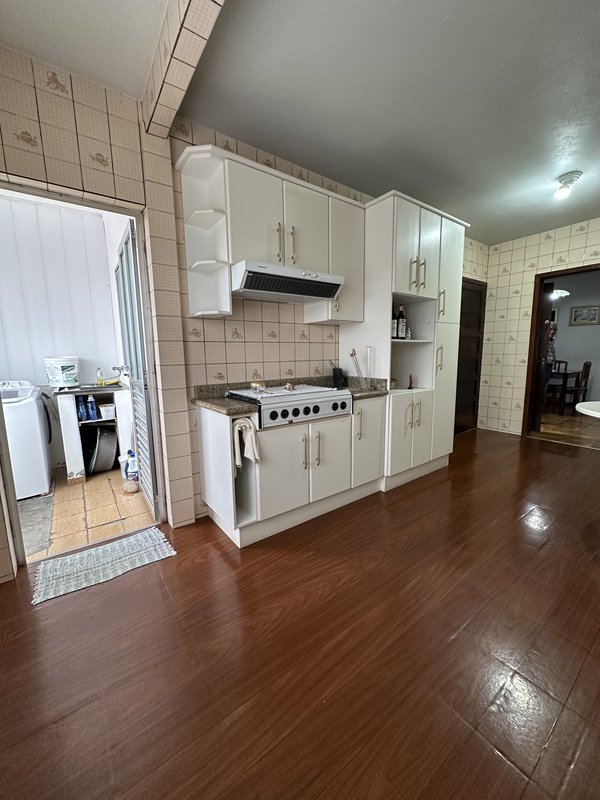 Casa à venda em Timbó, ampla e com galpão + sala comercial!  Timbó - 