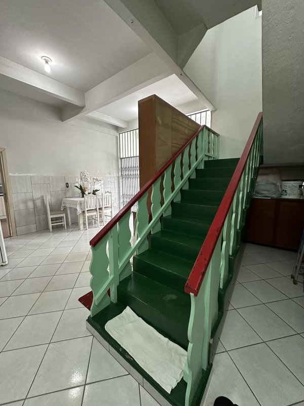 Casa à venda em Timbó, ampla e com galpão + sala comercial!  Timbó - 