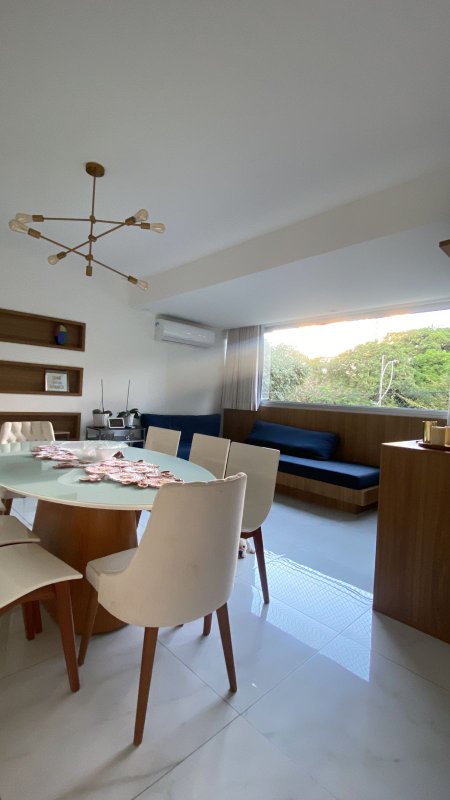 APARTAMENTO NASCENTE 4 QUARTOS SUÍTE VARANDA LAVABO GARAGEM À VENDA NA GRAÇA! Rua Martagão Gesteira Salvador - 