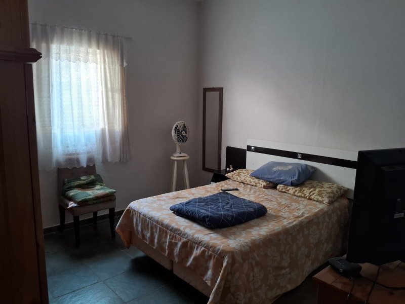 Chácara pé na água à venda no Portal de Igaratá  Igaratá - 