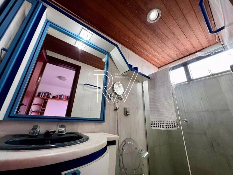 APARTAMENTO NASCENTE 3 SUÍTES CLOSET LAVABO 3 GARAGENS À VENDA NA GRAÇA! Rua Rio de São Pedro Salvador - 