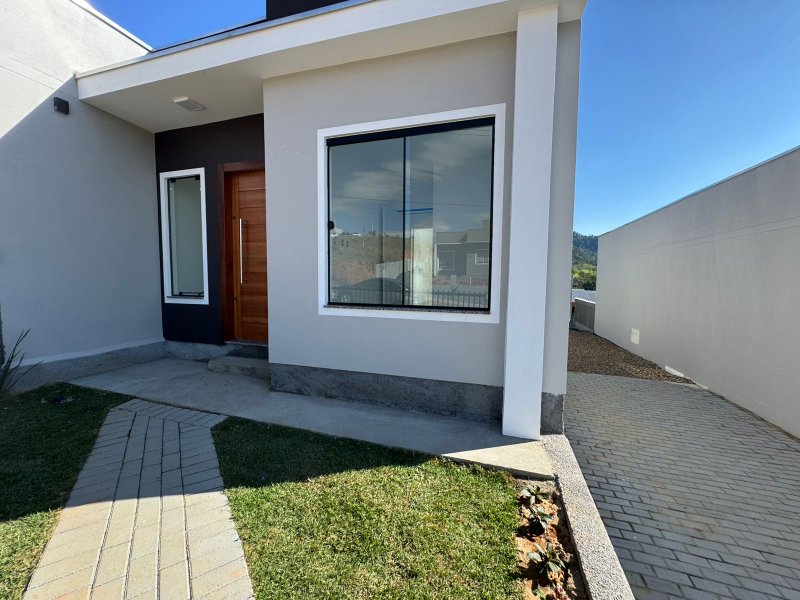 Casa 2 quartos com Suíte  Indaial - 