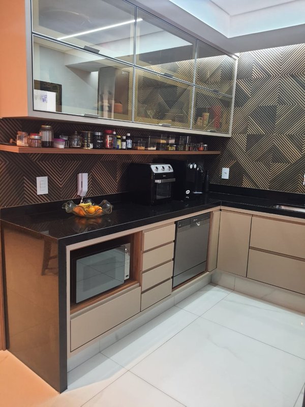 Casa de Condomínio com 2 suites à venda, 103m² - Parque Rural Fazenda Santa Cândida Rua Lauro Vannucci Campinas - 