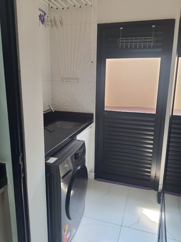 Casa de Condomínio com 2 suites à venda, 103m² - Parque Rural Fazenda Santa Cândida Rua Lauro Vannucci Campinas - 