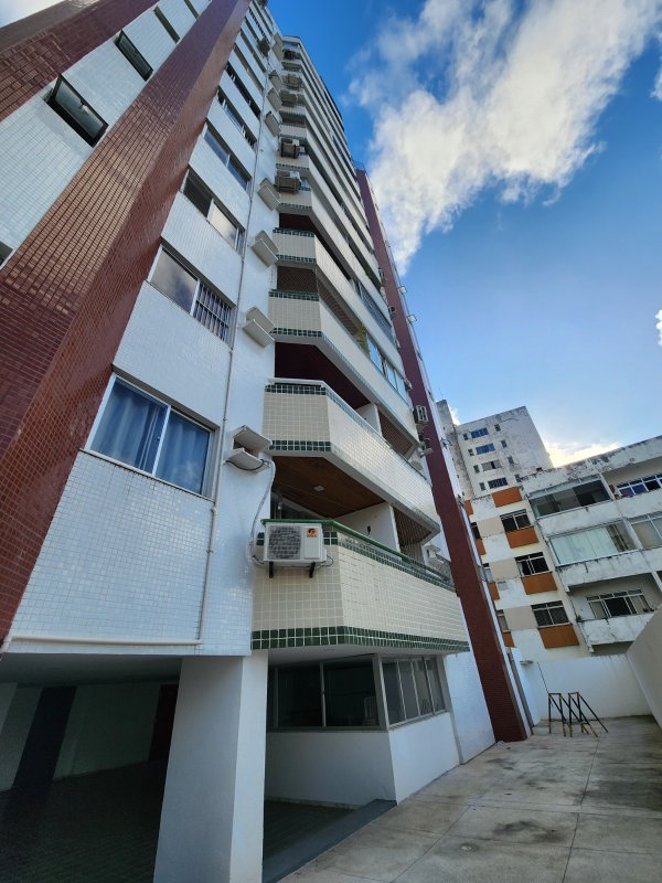 APARTAMENTO NASCENTE VISTA MAR 2 QUARTOS SUÍTE VARANDA GARAGEM À VENDA EM BROTAS! Rua Irmã Dulce Salvador - 