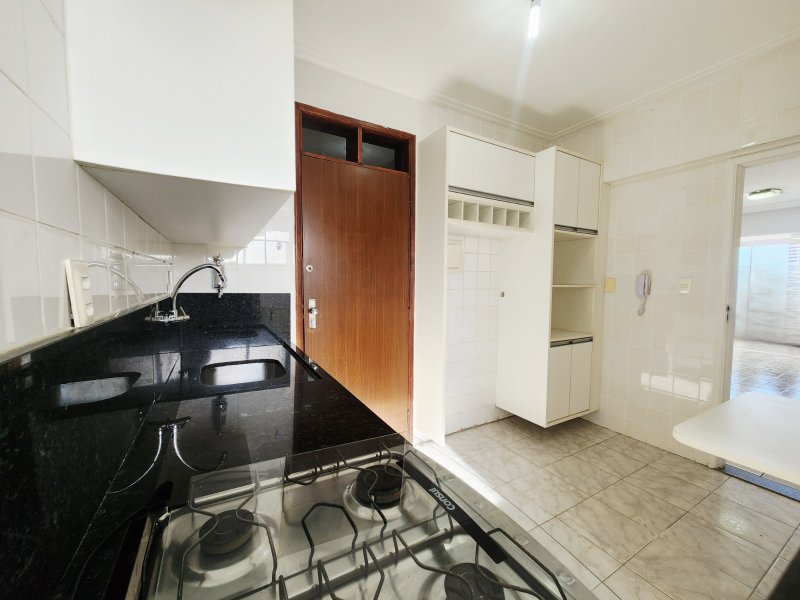 APARTAMENTO NASCENTE VISTA MAR 2 QUARTOS SUÍTE VARANDA GARAGEM À VENDA EM BROTAS! Rua Irmã Dulce Salvador - 
