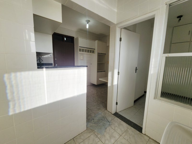 APARTAMENTO NASCENTE VISTA MAR 2 QUARTOS SUÍTE VARANDA GARAGEM À VENDA EM BROTAS! Rua Irmã Dulce Salvador - 